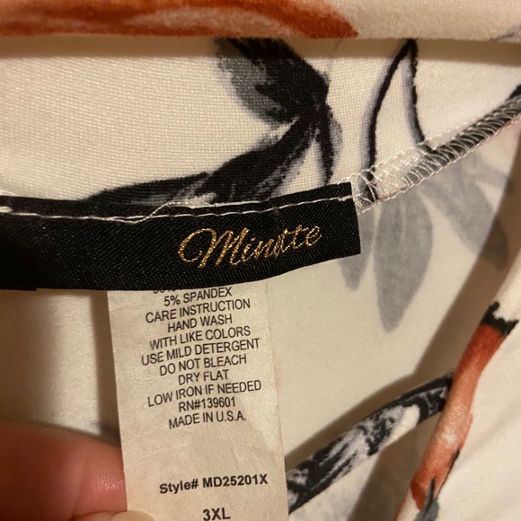 Minette Dress Woman’s size 14-16 - Picture 5 of 6